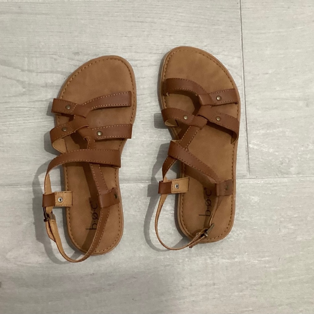 BOC Brown Sandal size 6 Great condition